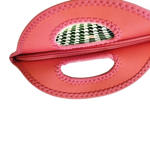 BUILT NEW YORK Insulated Cooler Lunchbag Lunchbox Black White Pink Reusable - Picture 5 of 7